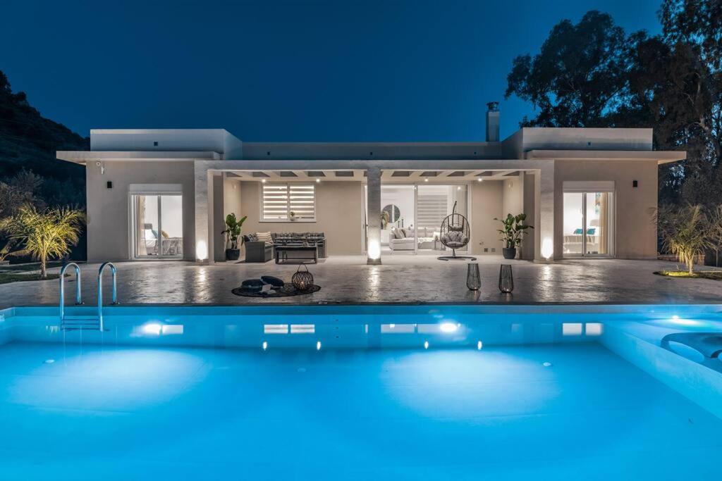 Melissia Luxury Villa Kalamákion 외부 사진