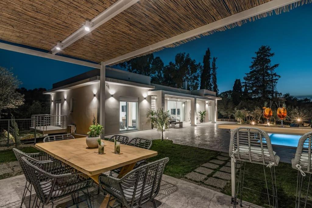 Melissia Luxury Villa Kalamákion 외부 사진