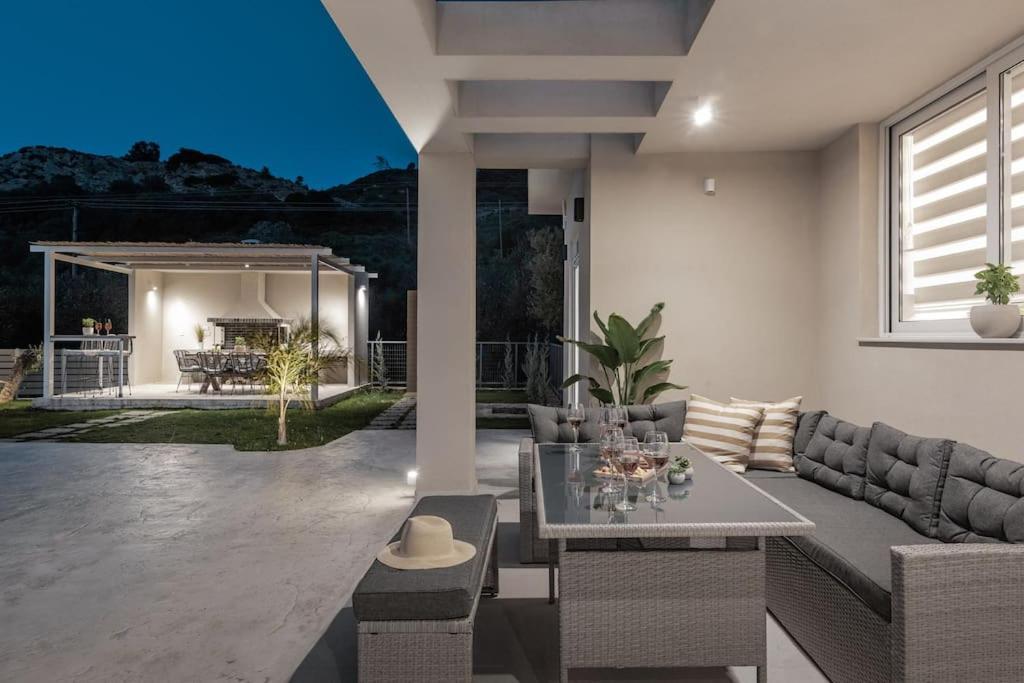 Melissia Luxury Villa Kalamákion 외부 사진